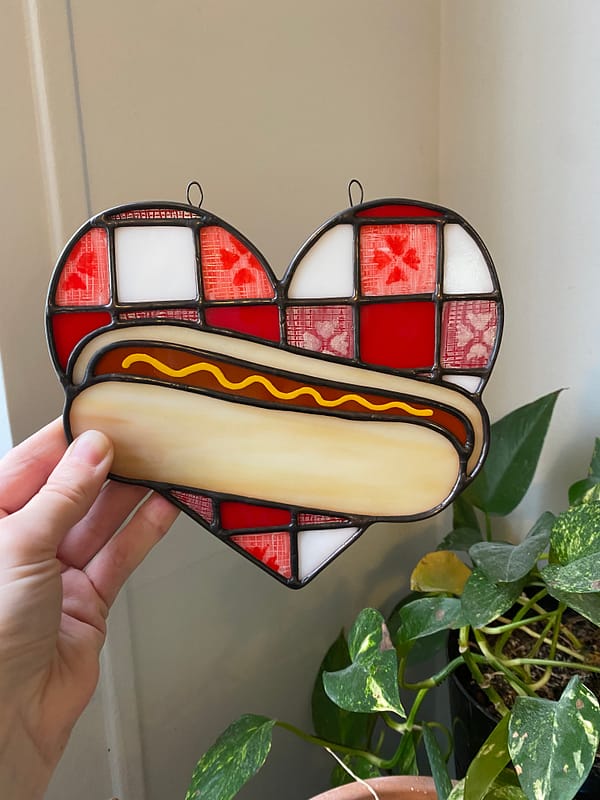 Hot dog heart panel